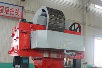 Malaysian customer Vertical ring magnetic separator in production